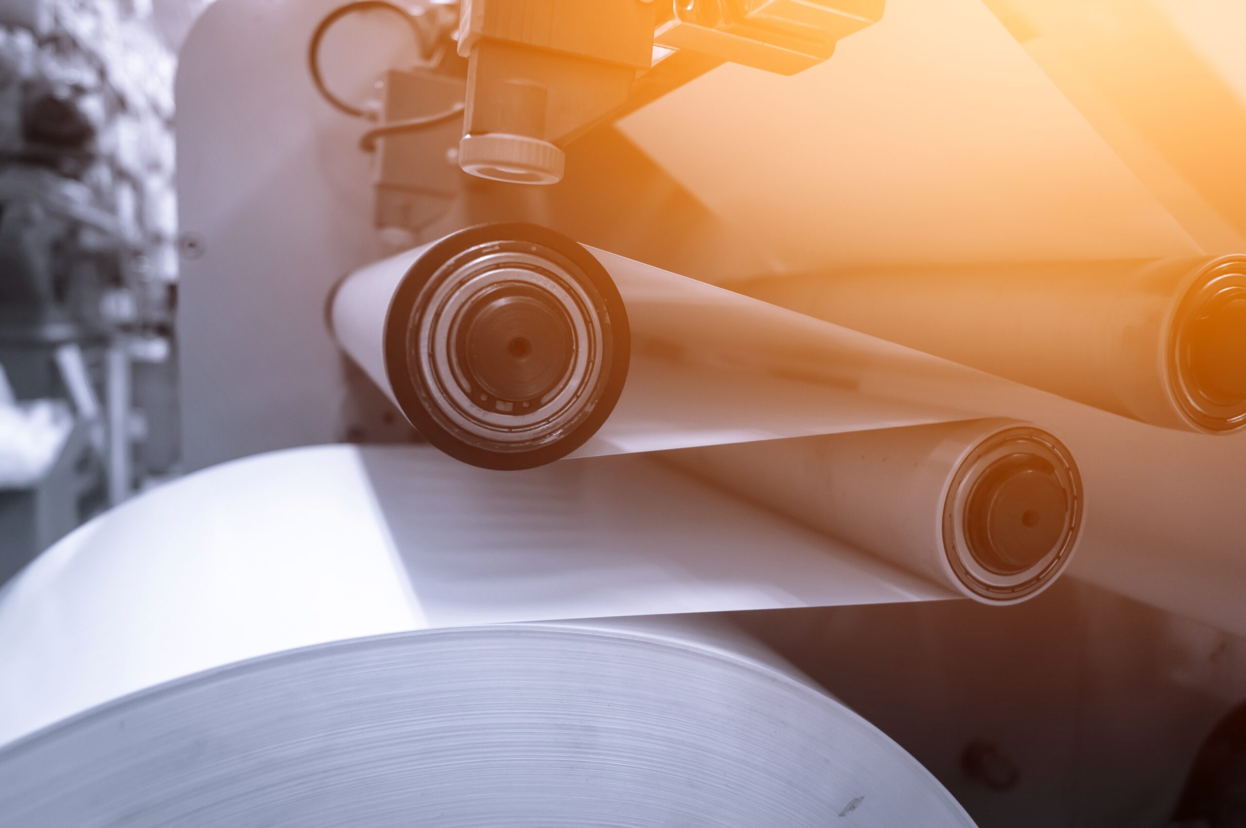 Zpracování papíru, lepení trubic a kartonu